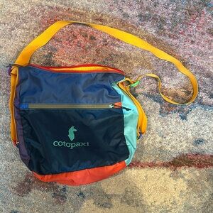 Cotopaxi shoulder bag